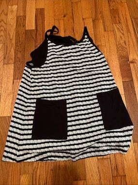 Women’s Black and White Striped Tank Dress Top with Pockets